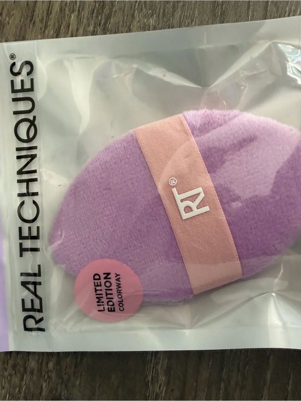 Real Techniques Purple and Orange Makeup Puffs Duo Pack